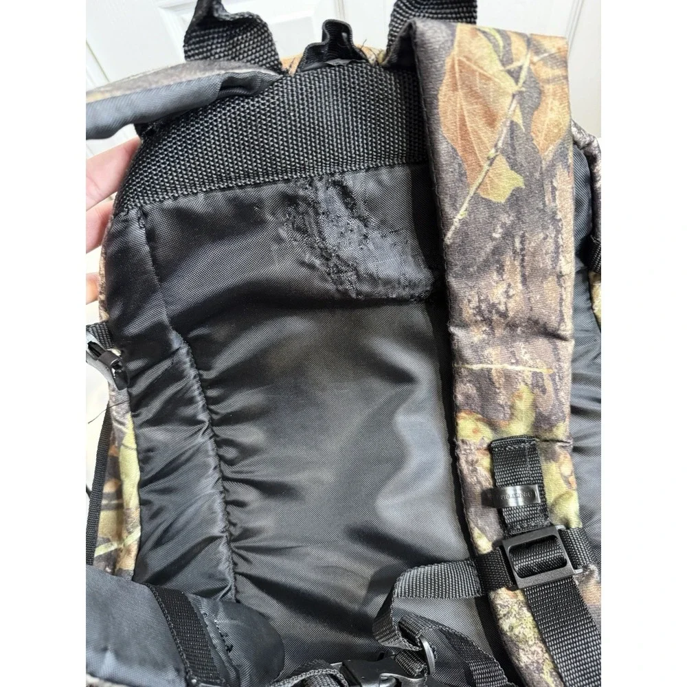Fieldline Camo Backpack Hunting Hiking Outdoors Camping Daypack Pockets Gorpcore